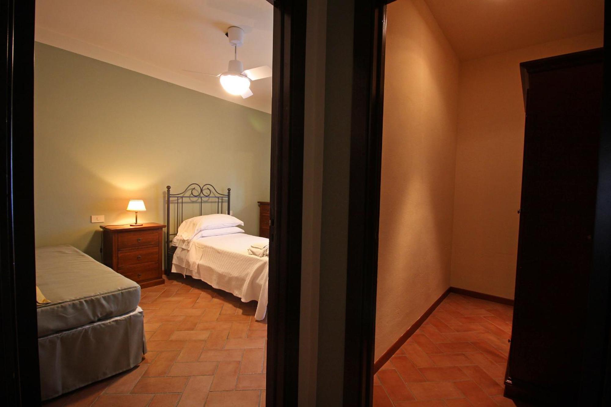 Agriturismo Casale Dello Sparviero Castellina in Chianti Oda fotoğraf