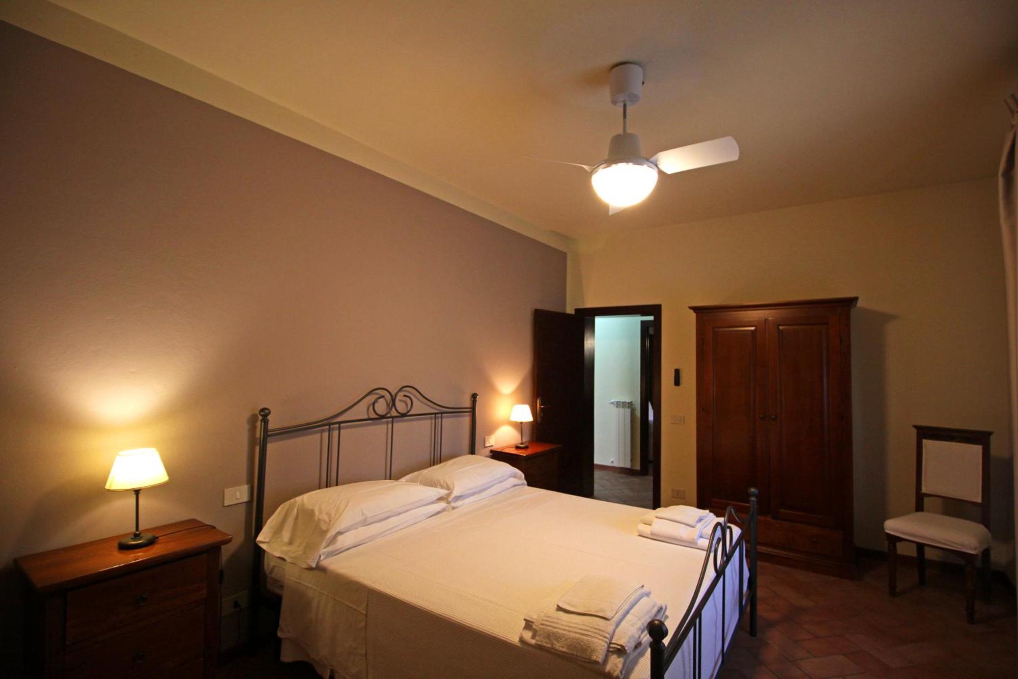 Agriturismo Casale Dello Sparviero Castellina in Chianti Oda fotoğraf