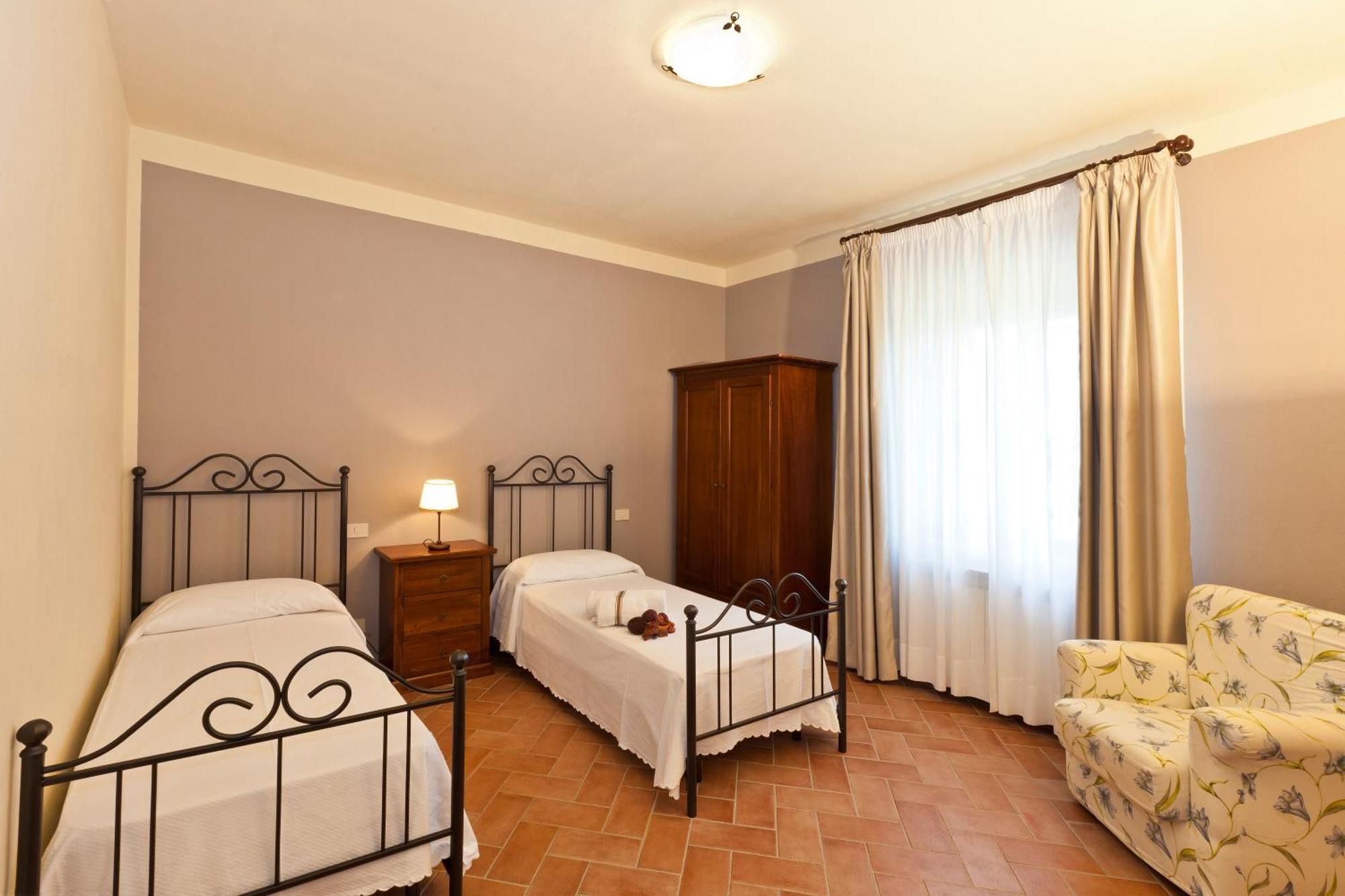 Agriturismo Casale Dello Sparviero Castellina in Chianti Oda fotoğraf